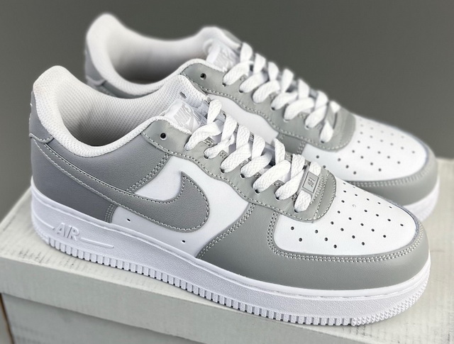 Women Air Force 1 048